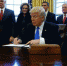 Дональд Трамп подписал меморандум о борьбе с ИГИЛ* - Комсомольская правда