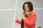 Елена Дыбова подводит итоги дискуссии