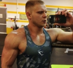 «Супер фитнес» составил программу для тренировок дома