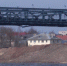 Кабельные муфты оторвало в нижней части цепных мостов в Острове - Pln-Pskov.Ru