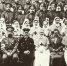 Медики и сестры милосердия одного из госпиталей в Пскове в 1914 году. Фото госархива Псковской области - InformPskov.Ru