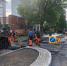 Устройство верхнего слоя покрытия на улице Бастионной идет в Пскове - Pln-Pskov.Ru