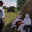 Съемки фильма Виталия Салтыкова о детстве в деревне прошли в Усвятском районе - InformPskov.Ru
