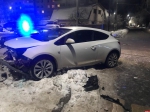 Девушка пострадала в результате столкновения двух автомобилей в Пскове