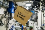 Uber Eats первый доставщик еды, отправивший её в космос. Фото Telegram