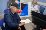 На водо-проводе