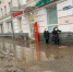 «Нам надоело жить в разрухе»: состояние тротуара в центре Великих Лук возмутило горожан - Pln-Pskov.Ru