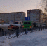 Автобус создал пробку на улице Рокоссовского в Пскове. ФОТО - Pln-Pskov.Ru
