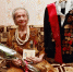 99-летнего ветерана Великой Отечественной войны Марию Сизову наградили медалью «80 лет Победы в Курской битве». Фото здесь и далее: пресс-служба администрации Великих Лук - InformPskov.Ru