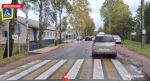 Девятилетняя девочка угодила под колеса автомобиля в Дно