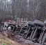 Кормовоз вылетел в кювет и опрокинулся в Красногородском районе - InformPskov.Ru