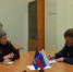 На «наливайку» в спальном районе пожаловалась псковичка Александру Братчикову. Фото здесь и далее: пресс-служба партии «Единая Россия» - InformPskov.Ru