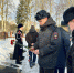 Память героев войны почтили великолукские полицейские - Pln-Pskov.Ru
