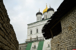 В Троицком соборе Пскова совершили отпевание митрофорного протоиерея Михаила Мельника