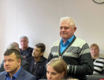 Вопрос перезахоронения останков воинов обсудил с гдовичами Александр Козловский