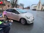 Автомобиль сбил пенсионерку на пешеходном переходе в Пскове