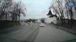 В центре Пскова лыжероллер устроил гонки с автомобилями