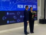 Псковских журналистов наградил губернатор Псковской области