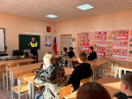 Сотрудники полиции проводят профилактические мероприятия в школах Псковского района
