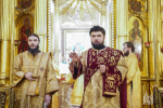 Митрополит Матфей совершил Божественную литургию в Михайловском соборе