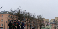 ​Возложение цветов и гирлянд к Могиле Неизвестного Солдата проходит в Пскове - InformPskov.Ru
