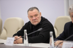Бюджетные консультации губернатора с парламентской оппозицией прошли в Собрании