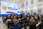 Михаил Ведерников наградил псковичей за вклад в развитие России и региона