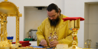 Митрополит Матфей совершил Литургию в храме Успения Пресвятой Богородицы на Березовой алее в Останкино в Москве - Pln-Pskov.Ru