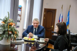 Псковские полицейские исполнили новогоднюю мечту 14-летней девочки