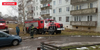 Детская коляска и велосипед сгорели в подъезде дома в Невеле - InformPskov.Ru