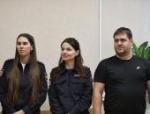 Псковских полицейских поздравили с наступающим Новым годом активисты «Движения первых»