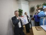 Псковских полицейских поздравили с наступающим Новым годом активисты «Движения первых»