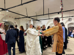 Новогодний бал-маскарад проходит в Пскове. Фото здесь и далее: пресс-служба Псковского музея-заповедника