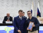 Сотрудников «Медиацентра 60» наградил прокурор Псковской области