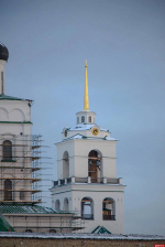 Фундаменты усиляют в Троицком соборе Пскова