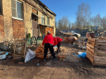 Волонтёры помогают псковскому приюту «Лесопилка»