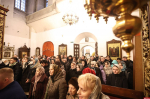 Молебен проходит в Троицком соборе Пскова в преддверии Дня студента