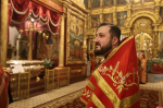 Молебен проходит в Троицком соборе Пскова в преддверии Дня студента