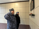 Псковские росгвардейцы почтили память погибшего в Грозном товарища