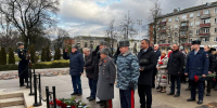 Память жителей и защитников блокадного Ленинграда почтили в Пскове - InformPskov.Ru