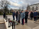 Память жителей и защитников блокадного Ленинграда почтили в Пскове
