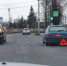 В Пскове на улице Вокзальной Peugeot перестроился в Renault. ВИДЕО - Pln-Pskov.Ru