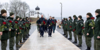 К мемориалу героям СВО возложили цветы руководители Псковской области - InformPskov.Ru