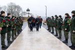 К мемориалу героям СВО возложили цветы руководители Псковской области