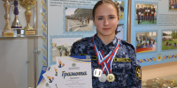 Курсант Патриция Демина взяла золото и серебро на зимнем кубке города Пскова по легкой атлетике - ПЮИ ФСИН России