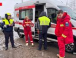 В Пскове доставщика продуктов на электровелосипеде сбили сразу два автомобиля
