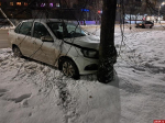 В Пскове водителя Chery оштрафовали за ДТП с наездом «Лады» на дерево. ФОТО