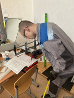 Псковский студент представляет регион на конкурсе профмастерства по электромонтажу в Белоруссии