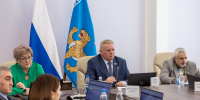 Поддержку проектов по адаптации участников СВО и штрафы за продажу «энергетиков» обсудили в Собрании - Собрание депутатов
