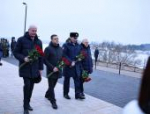 Память десантников 6-й роты почтили у мемориала в Выбутах